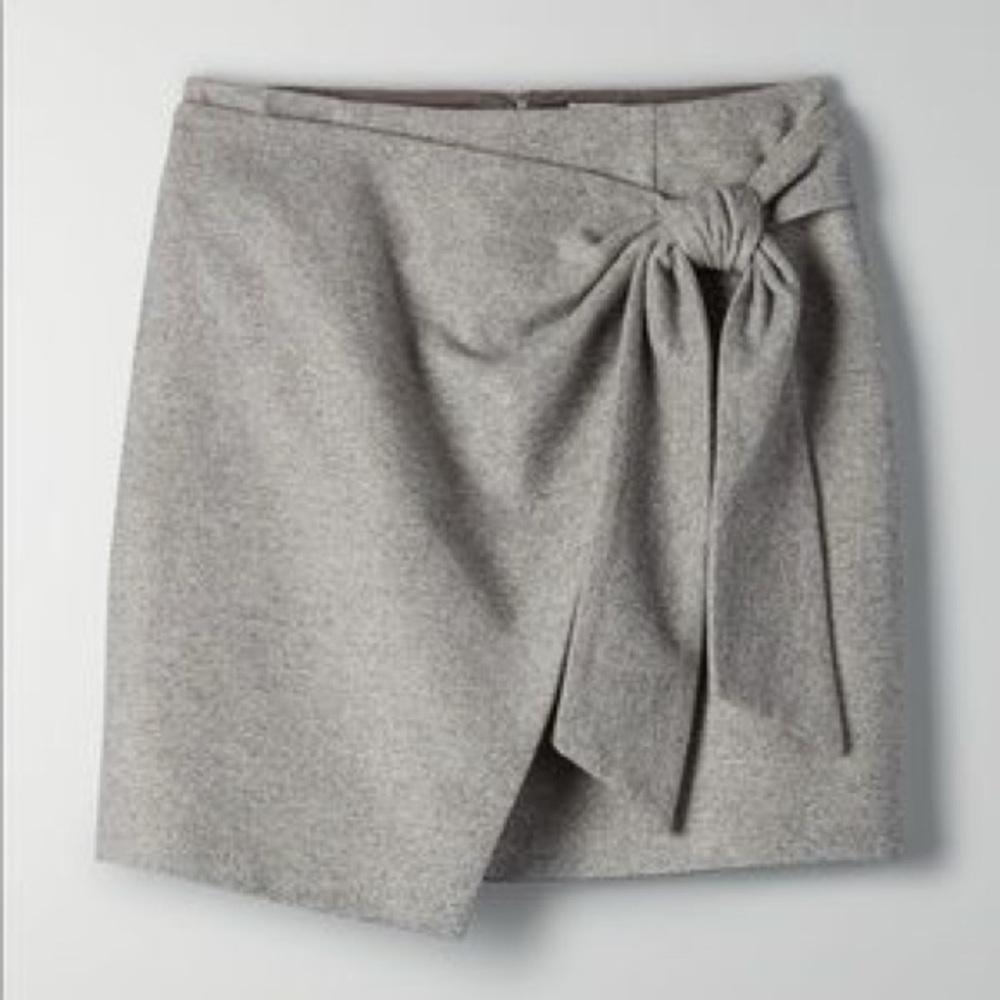 Aritzia Wilfred wrap front skirt